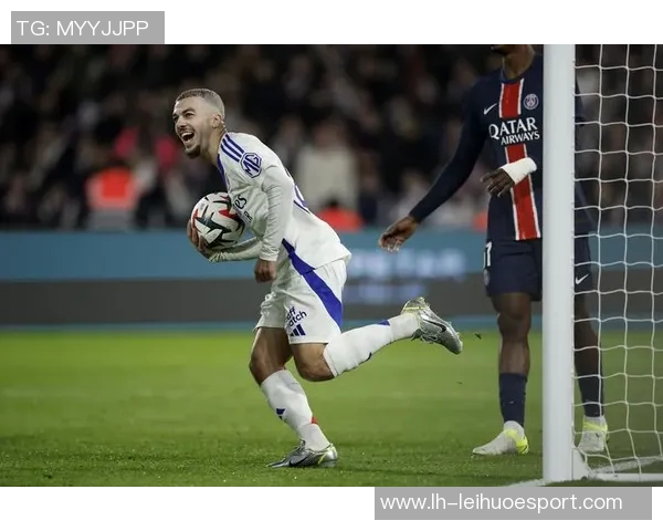 加拉塔萨雷冬窗瞄准吕迪格与格雷茨卡加强阵容实力