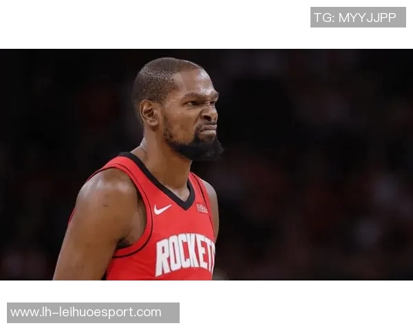 杜兰特半场表现惨淡仅得3分失误频频状态堪忧