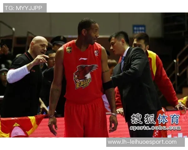 申京季前赛首秀致敬麦迪身穿传奇球衣闪耀登场