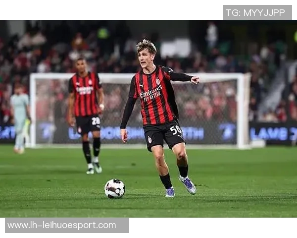 萨勒马科尔斯与埃斯图皮尼安双双受伤阿莱格里或将调整战术阵型